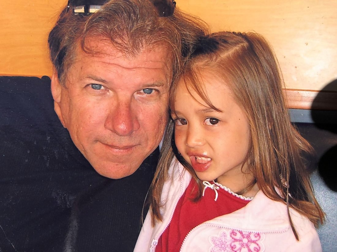 Gary Janek Michaels con su ahijada